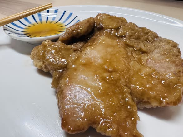 滷排骨 / Stewed Pork Chop